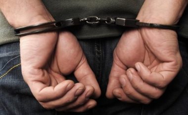 Arrestohen pesë persona në Prizren, dyshohet se u morën me prostitucion