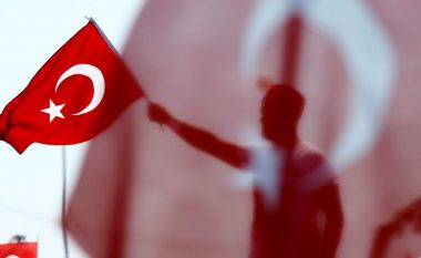Turqia rrit tarifat në disa produkte amerikane