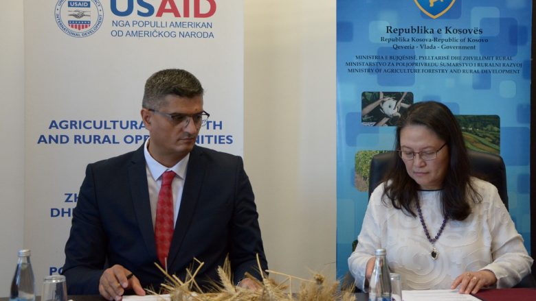 Marrëveshja e Ministrisë së Bujqësisë me USAID-in siguron 3.8 milionë euro për sektorin e bujqësisë