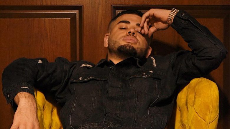 Noizy ndalohet nga Policia e Kosovës përgjatë kthimit nga koncerti