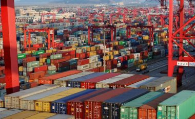 Pavarësisht tarifave Kina rrit eksportet