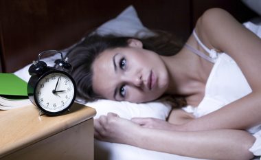 Shtatë efektet e errëta që pagjumësia i shkakton në trup