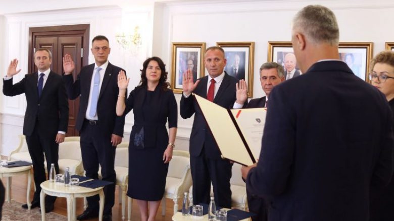 Presidenti dekreton si gjyqtar të Gjykatës Kushtetuese njeriun e PDK-së  