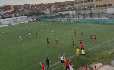 Flamurtari shokon kampionin në Gjilan