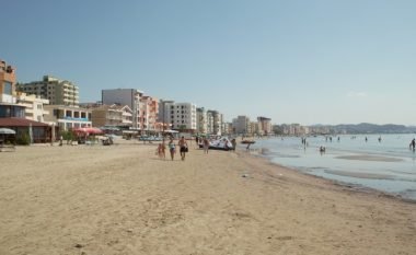 Rënia e turistëve “patriotë” të Kosovës në Durrës nisi prej vitit 2017