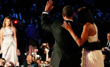 Barack dhe Michelle Obama mahnitin publikun me prezencën në koncertin e Beyonce dhe Jay-Z