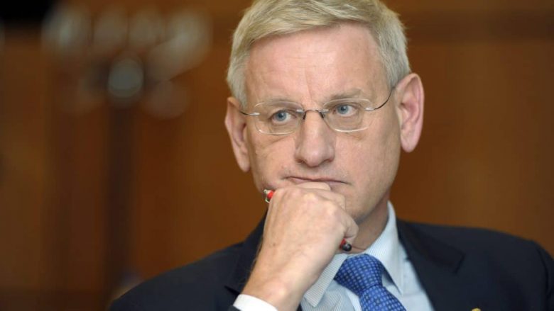 Carl Bildt për shkëmbimin e territoreve: Nuk është ide e re, por e rrezikshme