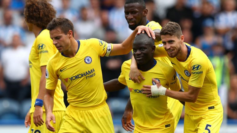 Chelsea i Sarrit e nis sezonin e ri me fitore bindëse në udhëtim te Huddersfieldi