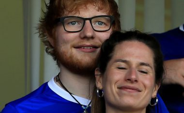 Ed Sheeran lë të kuptohet se është martuar në fshehtësi