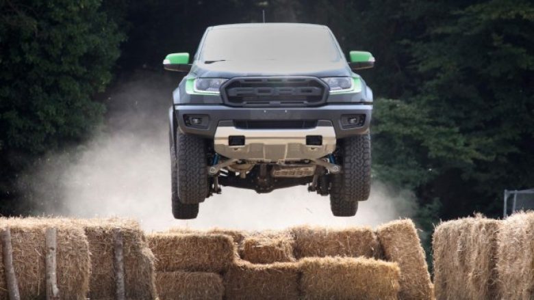 Ford Ranger Raptor vjen me ndërrues prej 10 shpejtësive (Foto/Video)