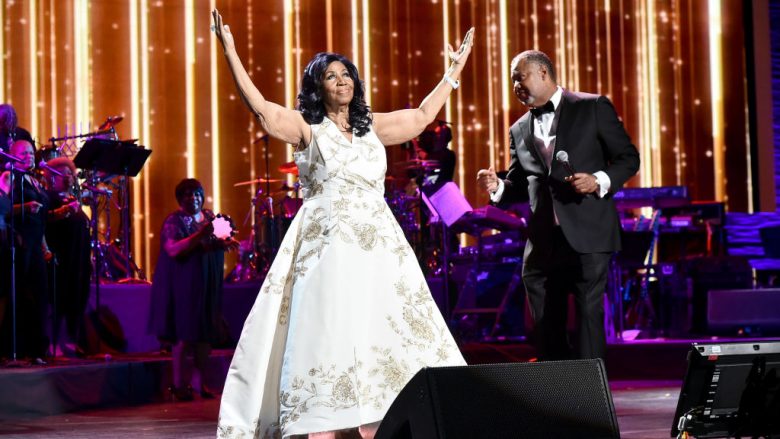 Shuhet në moshën 76-vjeçare, mbretëresha e muzikës ‘soul’, Aretha Franklin