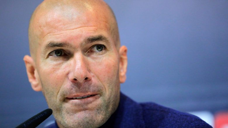L’Equipe: Zinedine Zidane e sheh veten si pasardhës të Jose Mourinhos te Manchester Unitedi