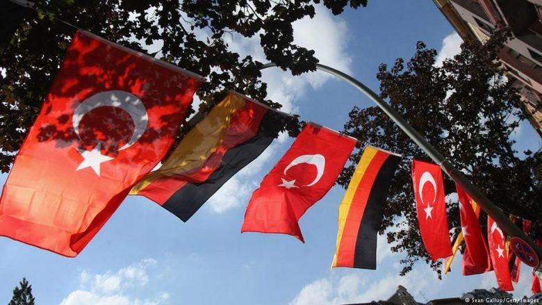 Gjermania nuk do të ndihmojë financiarisht Turqinë