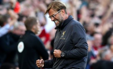 Klopp qesh kur pyetet nëse ekipi i tij mund të përfundojë sezonin pa humbje