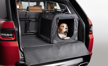 Land Rover dëshiron të jetë brendi numër një për pronarët e qenve (Video)