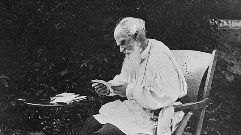 Thënie nga Leo Tolstoy për t’i eksploruar të gjitha aspektet e jetës