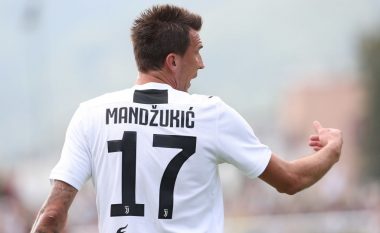 Juventusi paralajmëron Manchester Unitedin dhe Sevillan për çmimin të Mandzukic