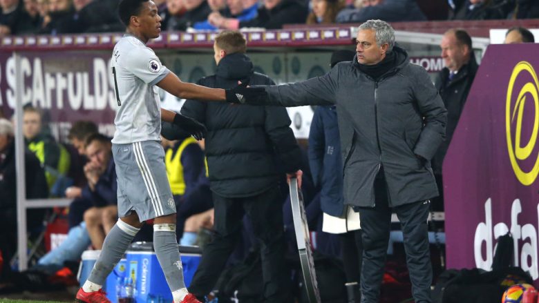 Martial beson në largimin e Mourinhos, gati rinovimi i tij me Unitedin