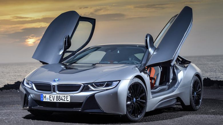 Zëvendësi i BMW i8 do ta ketë motor hibrid me fuqi më të mëdha (Foto)
