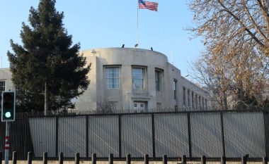 Raportohet për të shtëna jashtë ambasadës amerikane në Ankara