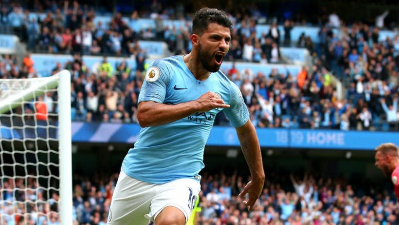 Aguero fton në shtëpinë e tij tifozin 10 vjeçar të Cityt që vuan nga kanceri