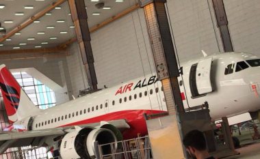 Rama publikon foton e parë të aeroplanit “Air Albania”