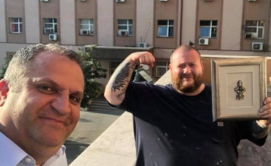 “Nga Prishtina me dashuri”, Shpend Ahmeti takohet me Action Bronson