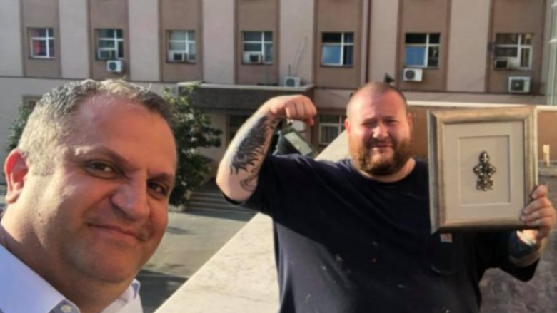 “Nga Prishtina me dashuri”, Shpend Ahmeti takohet me Action Bronson