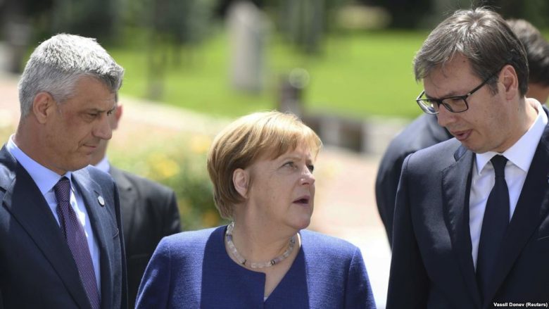Merkel: Kufijtë e shteteve të Ballkanit Perëndimor të paprekshëm