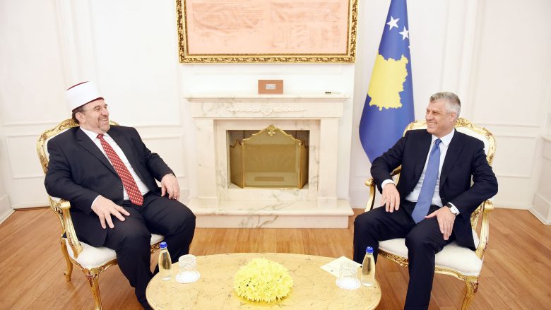 Thaçi viziton BIK-un: Kosova është dhe do të jetë tolerante ndaj besimeve