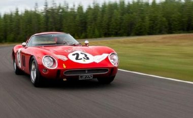 Ferrari nga viti 1962 shitet për gati 50 milionë dollarë