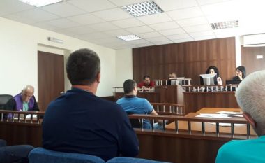 I akuzuari për kontrabandim të 32 mijë litrave derivate nga Serbia, thotë se është i pafajshëm