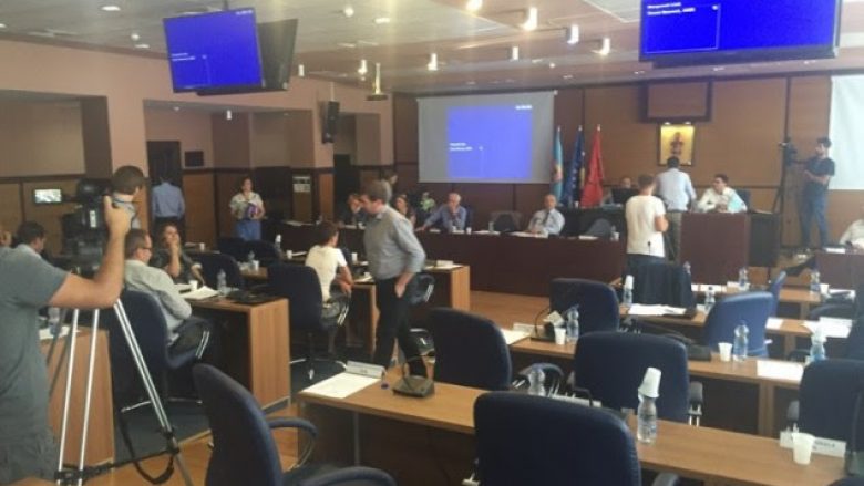 LDK dhe PDK bojkotojnë votimet në Kuvendin e Prishtinës