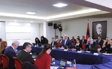 Mblidhet Qeveria në Vlorë, në skaner puna e ministrave