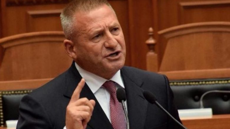 Nard Ndoka mbron Berishën, sulmon Thaçin: E porosit të largohet nga politika