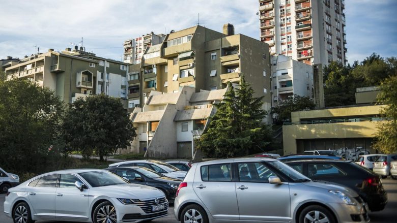 Prishtina me më së shumti parkingje të pa fiskalizuara