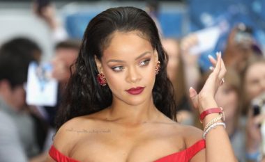 Rihanna do të kehehet në javën e modës në New York