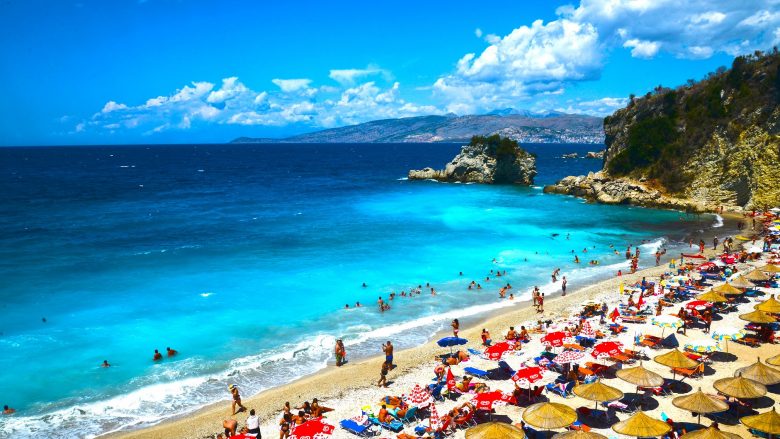 Huffington Post rendit Shqipërinë ndër pesë destinacionet për pushime në shtator