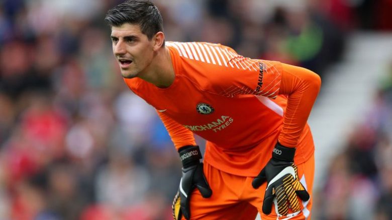 Courtois bojkoton stërvitjet e Chelseat