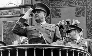 Qeveria spanjolle ndryshon ligjin për shkak të zhvarrosjes së diktatorit Franco