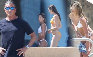 Tri bijat e Stallones shkëlqejnë në bikini me pushime në Meksikë