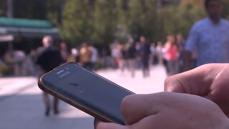 Në Kosovë vetëm për gjashtë muaj, janë importuar 43 mijë telefona (Video)