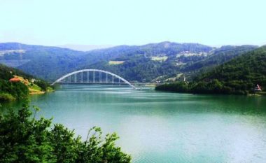 Serbia nuk mund t’ia marr Kosovës Liqenin e Ujmanit