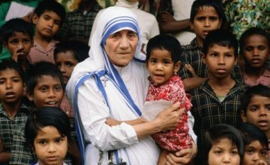 Thaçi: Përvujtëria e Shën Terezës u bë vlerë universale e njerëzimit