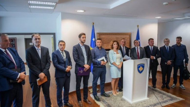 Haradinaj fton qytetarët të marrin pjesë në aksionin për pastrimin e Kosovës