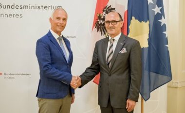 Gashi në Vjenë: Anëtarësimi i Kosovës në Interpol domosdoshmëri