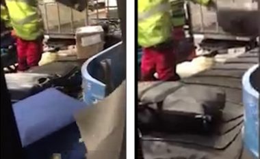 Priti tri orë për t’i marrë valixhet, australiani mbeti i habitur kur pa punonjësin e aeroportit duke i hedhur valixhet (Video)
