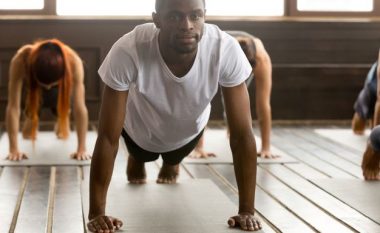 Pozat më të mira të jogas për meshkujt