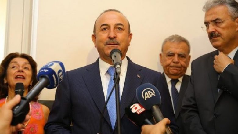 Çavusoglu: Dialogu është guri themeltar i marrëdhënieve me Greqinë