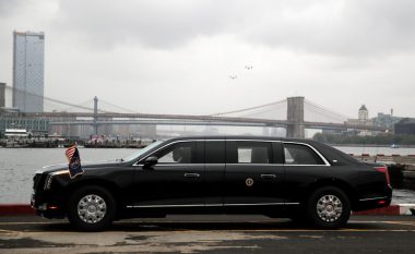 “Bisha” tetë tonëshe, Trump bëhet me limuzinë të re (Foto/Video)
